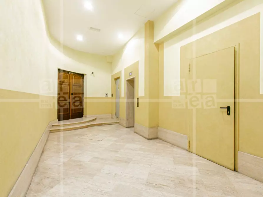 Immagine 34 di Ufficio in affitto  in Via Quattro Novembre a Roma