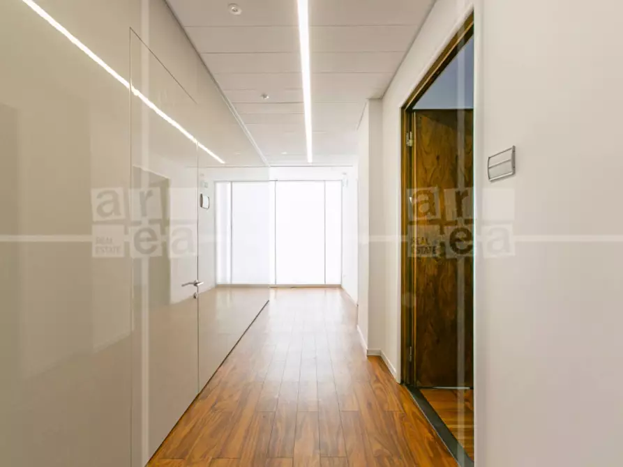 Immagine 6 di Ufficio in affitto  in Via Barberini a Roma