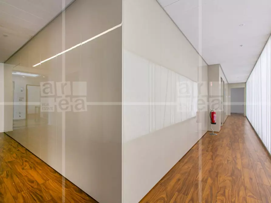 Immagine 7 di Ufficio in affitto  in Via Barberini a Roma