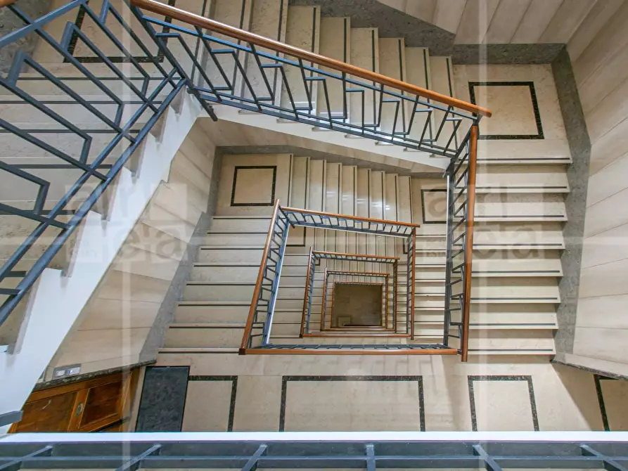 Immagine 33 di Ufficio in affitto  in Via Barberini a Roma