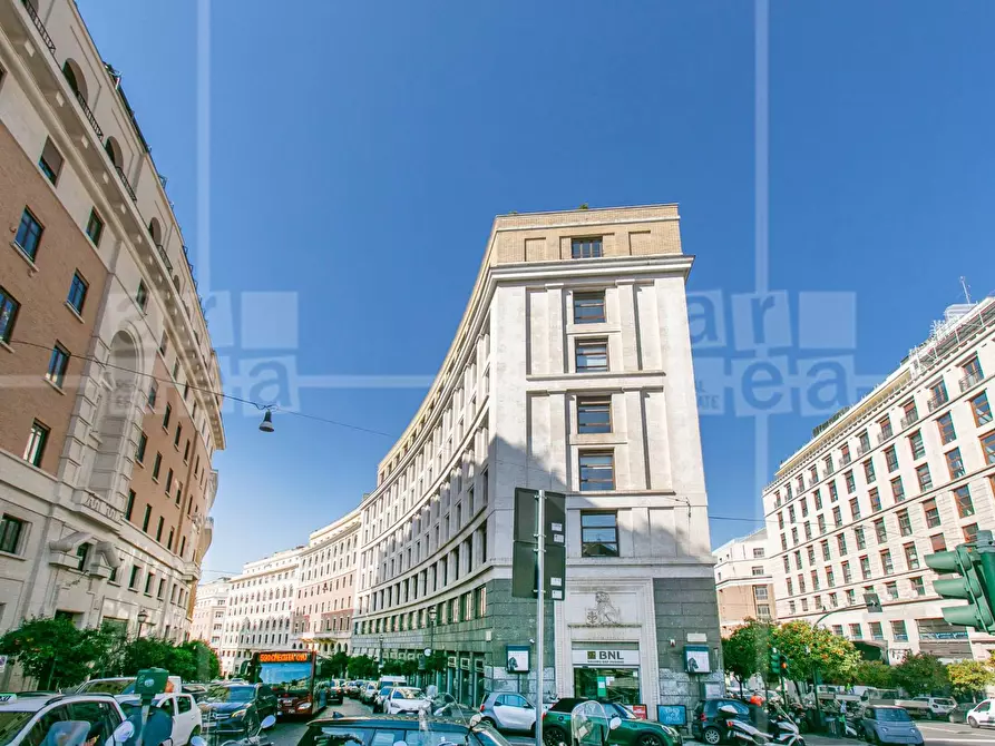 Immagine 37 di Ufficio in affitto  in Via Barberini a Roma