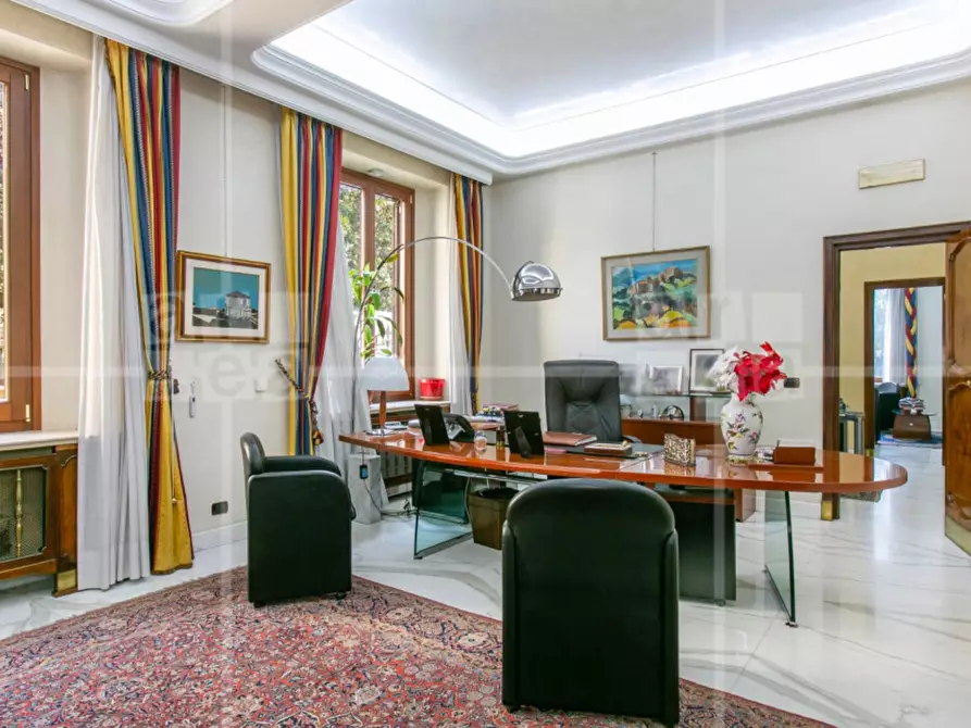 Immagine 1 di Appartamento in vendita  in Via Boncompagni 28 a Roma