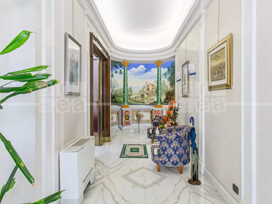 Immagine 5 di Appartamento in vendita  in Via Boncompagni 28 a Roma