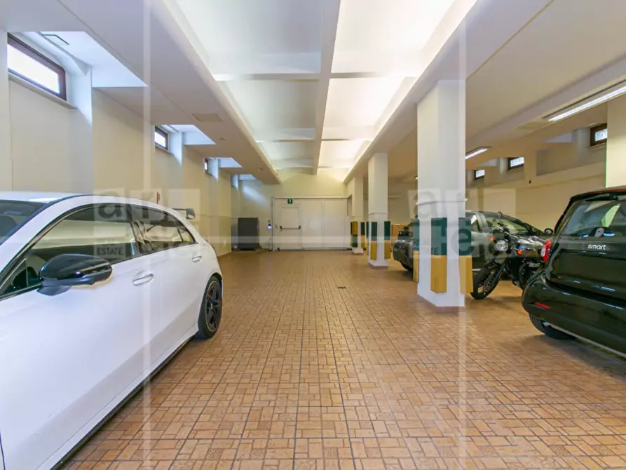 Immagine 49 di Appartamento in vendita  in Via Boncompagni 28 a Roma