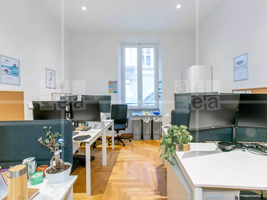 Immagine 5 di Ufficio in affitto  in Via Di San Marcello a Roma