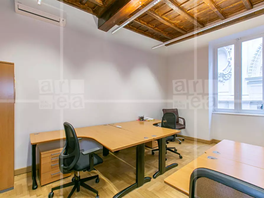 Immagine 12 di Ufficio in affitto  in Via Di San Marcello a Roma