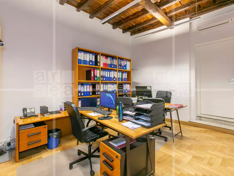 Immagine 14 di Ufficio in affitto  in Via Di San Marcello a Roma