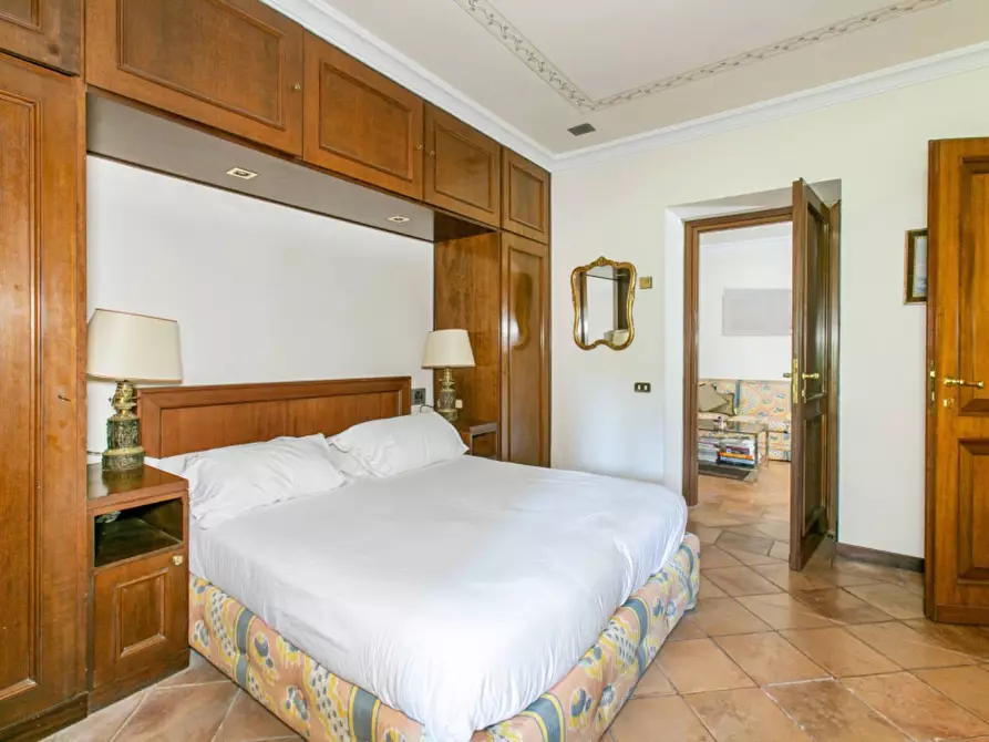 Immagine 2 di Appartamento in vendita  in Via Cola Di Rienzo a Roma