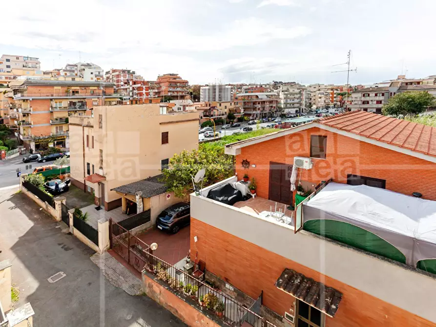 Immagine 21 di Appartamento in affitto  in Via Pietro Albertini a Roma