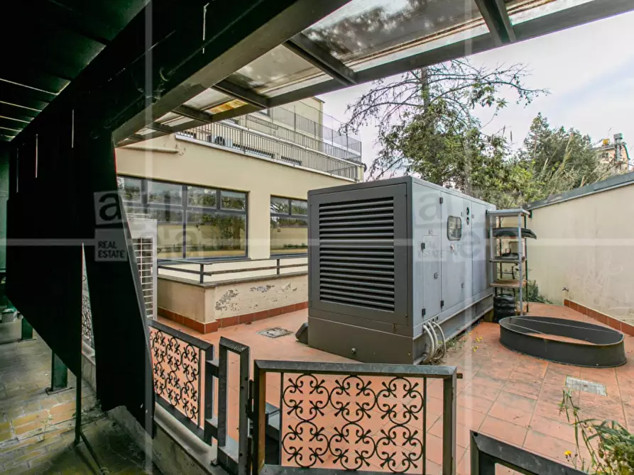 Immagine 24 di Locale commerciale in affitto  in Via Tiburtina a Roma