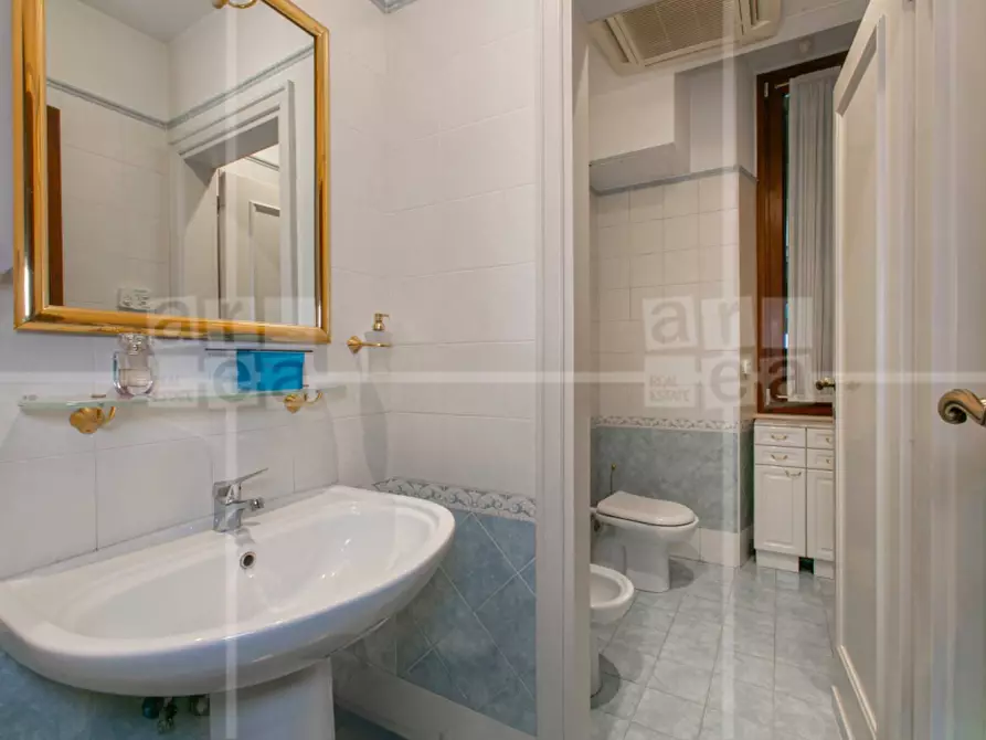 Immagine 45 di Ufficio in vendita  in Via Boncompagni 28 a Roma