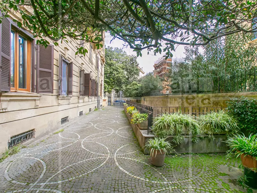 Immagine 55 di Ufficio in vendita  in Via Boncompagni 28 a Roma