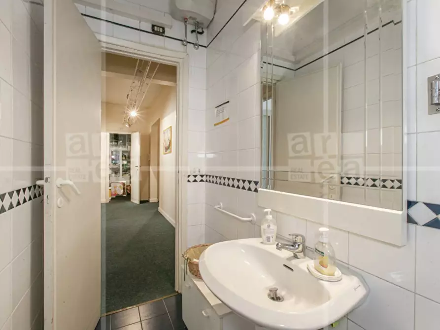 Immagine 14 di Appartamento in vendita  in Via Pietro Fedele 51 a Roma