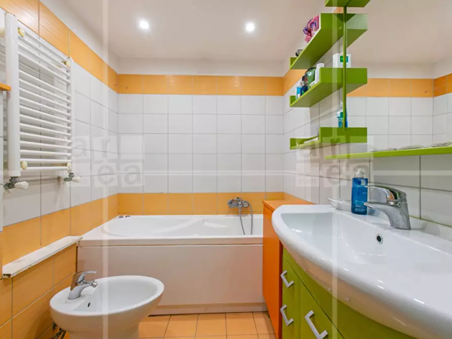 Immagine 13 di Appartamento in vendita  in Via Fiorini Fiorino a Roma