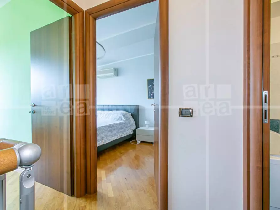 Immagine 10 di Appartamento in vendita  in Via Casilina a Roma