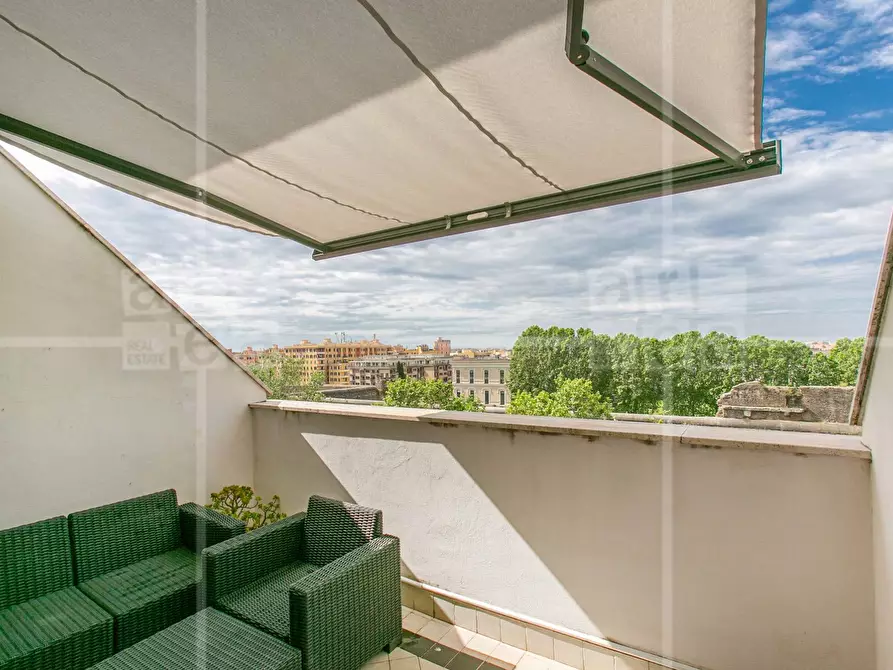 Immagine 42 di Appartamento in vendita  in Via Casilina a Roma