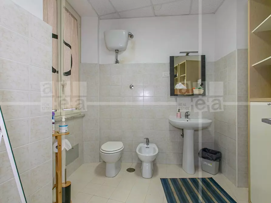 Immagine 17 di Ufficio in vendita  in Via Ascanio Rivaldi a Roma