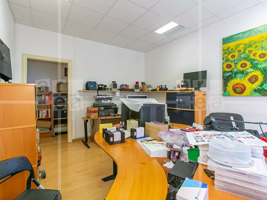 Immagine 9 di Appartamento in vendita  in Via Ascanio Rivaldi a Roma