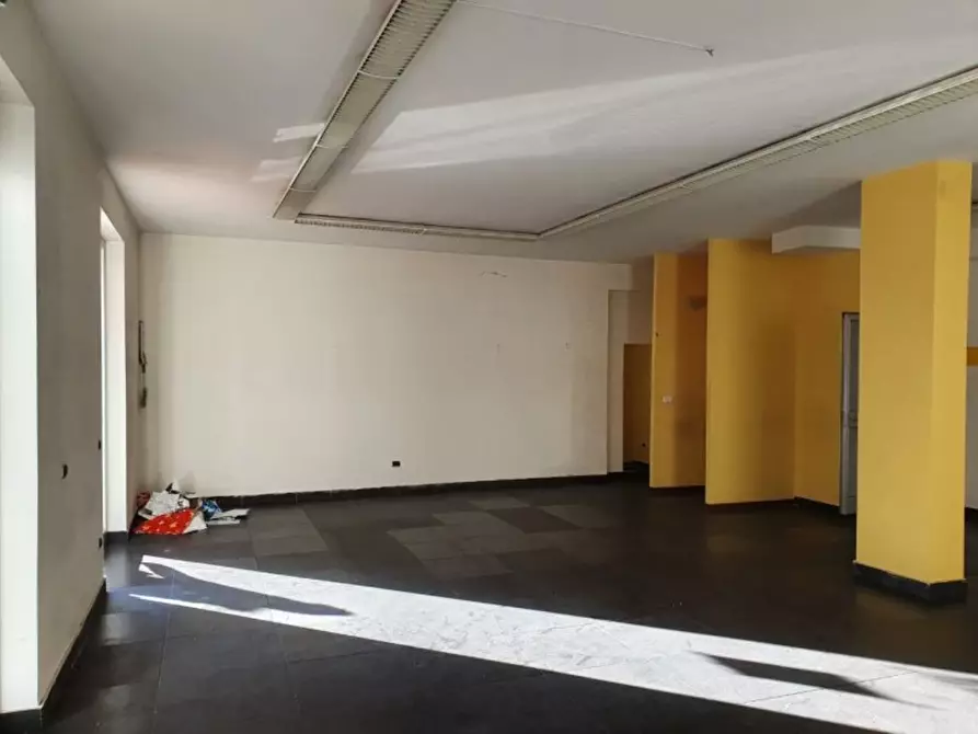 Immagine 10 di Locale commerciale in affitto  in Tagliamento 299 a Avellino