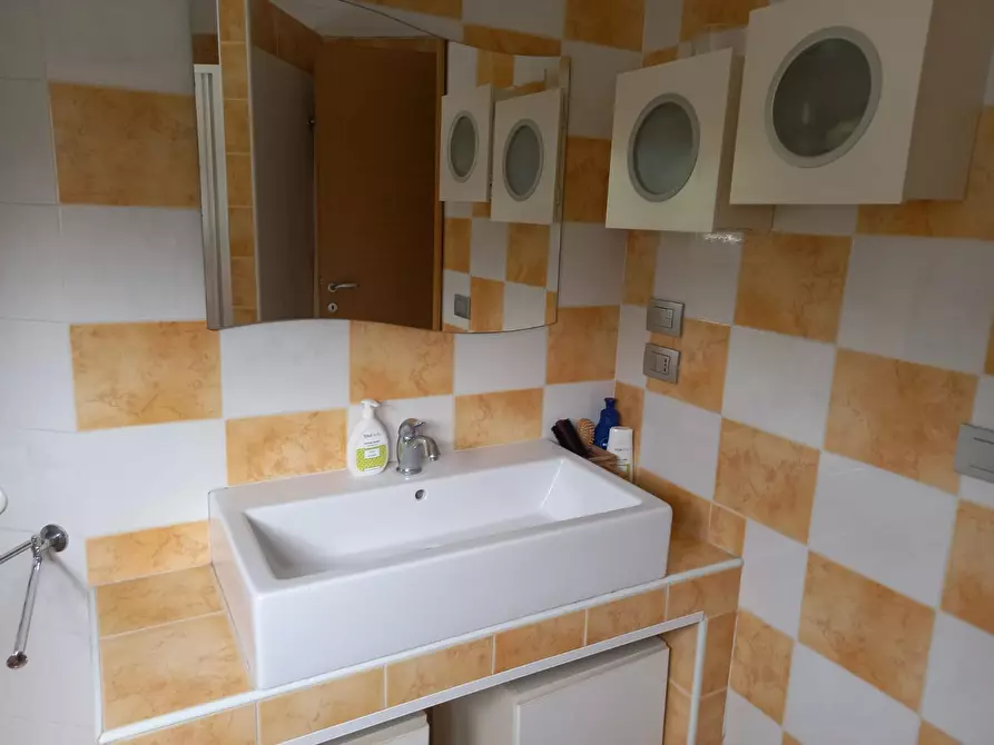 Immagine 9 di Attico in vendita  in dei Due Principati a Avellino