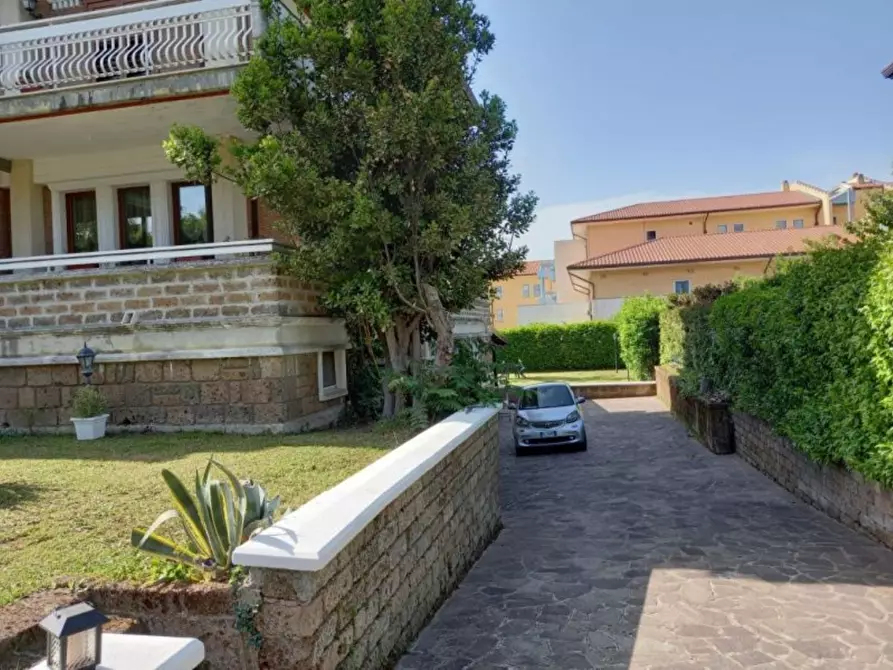 Immagine 8 di Casa semindipendente in vendita  in Archi 56 a Avellino