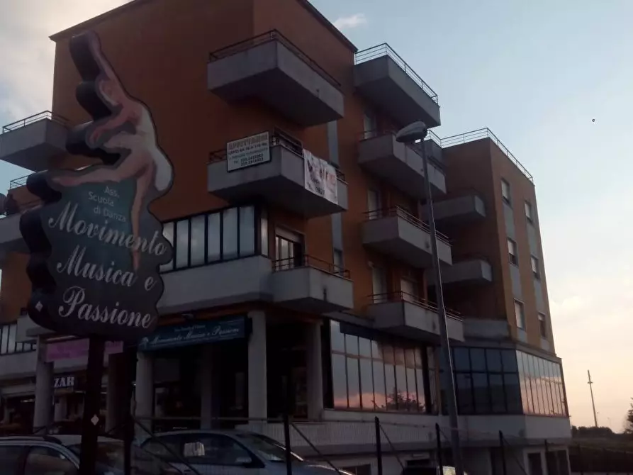 Immagine 7 di Appartamento in vendita  in viale eburum 47 a Eboli