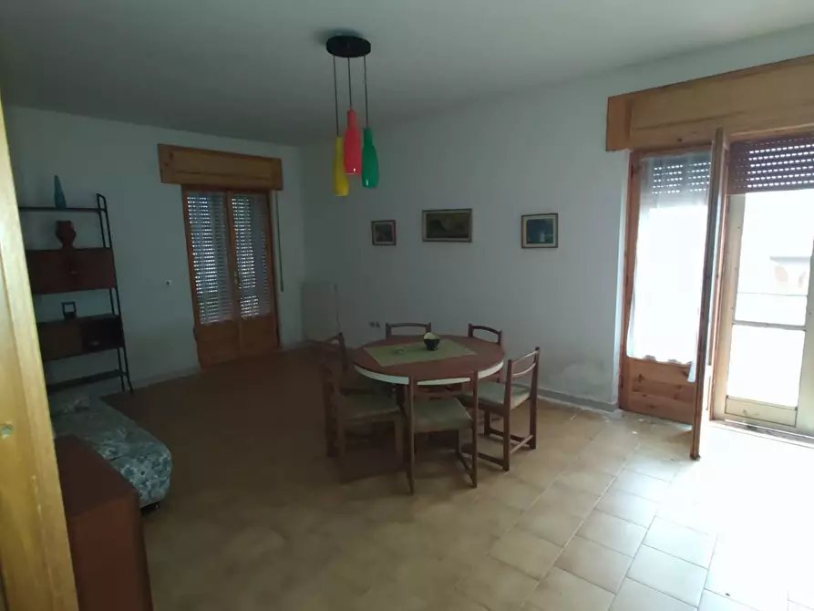 Immagine 2 di Appartamento in vendita  in Via Santa Caterina a Mirabella Eclano