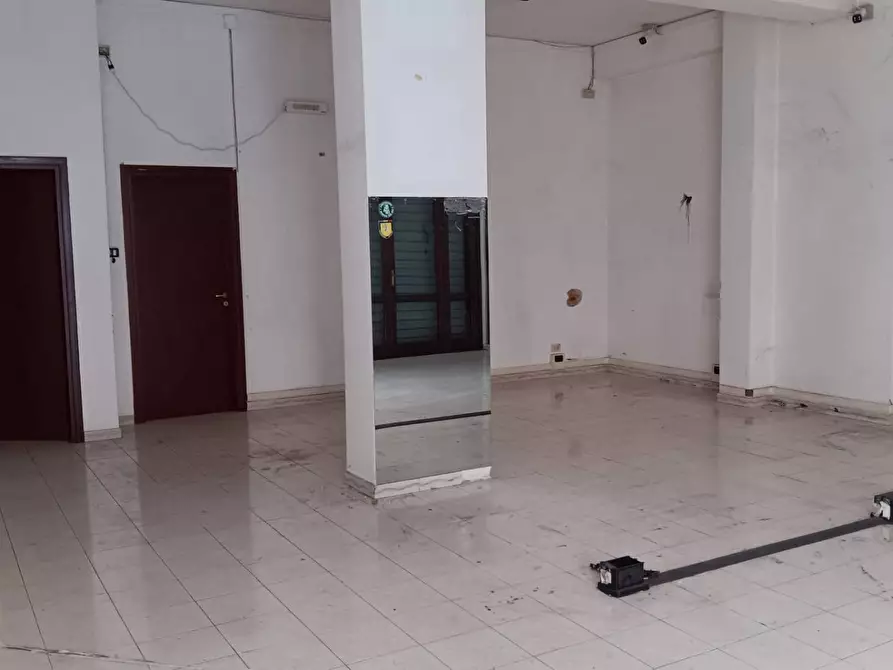 Immagine 5 di Locale commerciale in affitto  in corso Umberto a Avellino