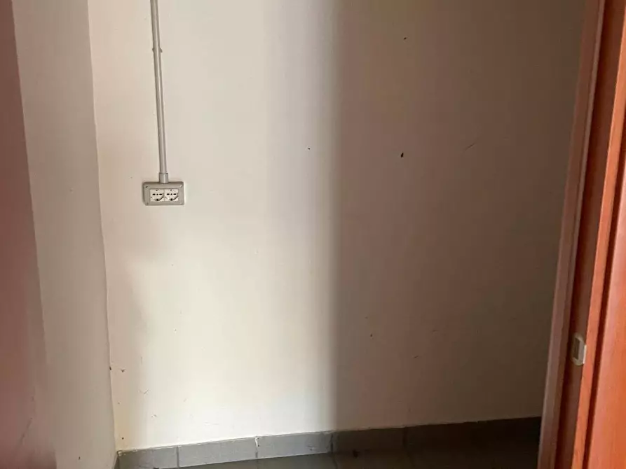 Immagine 12 di Locale commerciale in affitto  in via Guarini 45 a Avellino