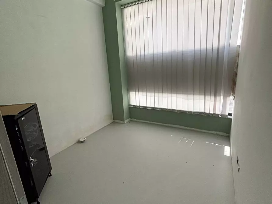 Immagine 6 di Ufficio in vendita  in via palatucci a Avellino