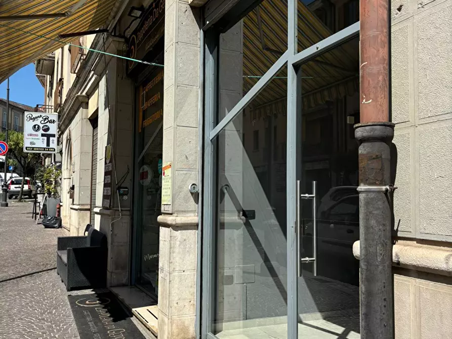 Immagine 6 di Locale commerciale in affitto  in Corso Umberto a Avellino