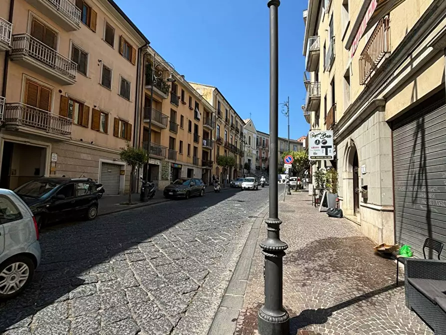 Immagine 8 di Locale commerciale in affitto  in Corso Umberto a Avellino