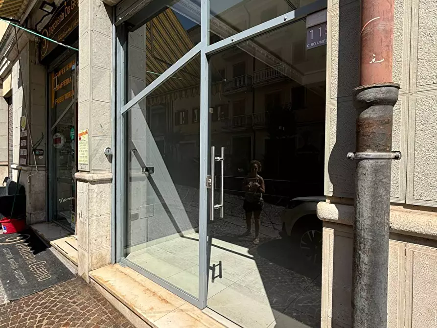 Immagine 11 di Locale commerciale in affitto  in Corso Umberto a Avellino