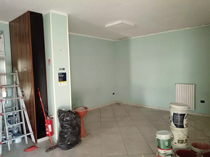 Immagine 7 di Locale commerciale in affitto  in VIA CARLO TRAMONTANO 73 a Pagani