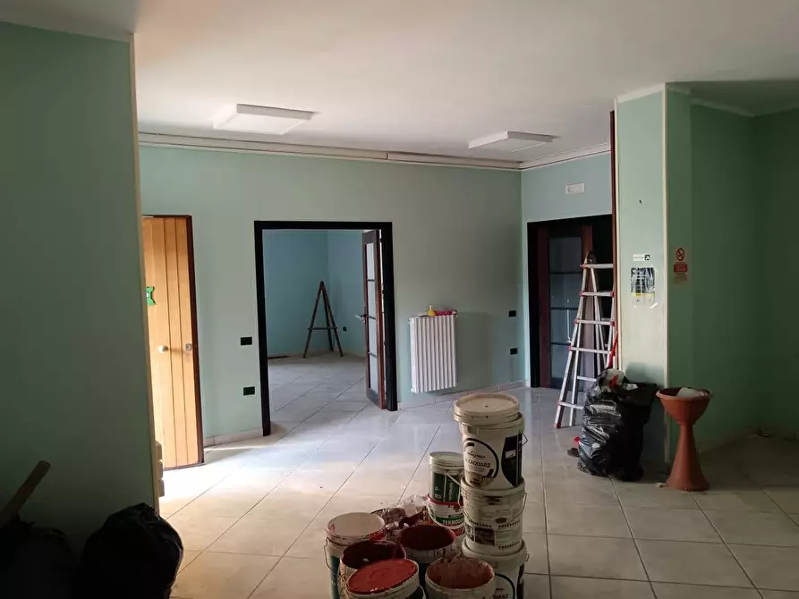 Immagine 11 di Locale commerciale in affitto  in VIA CARLO TRAMONTANO 73 a Pagani