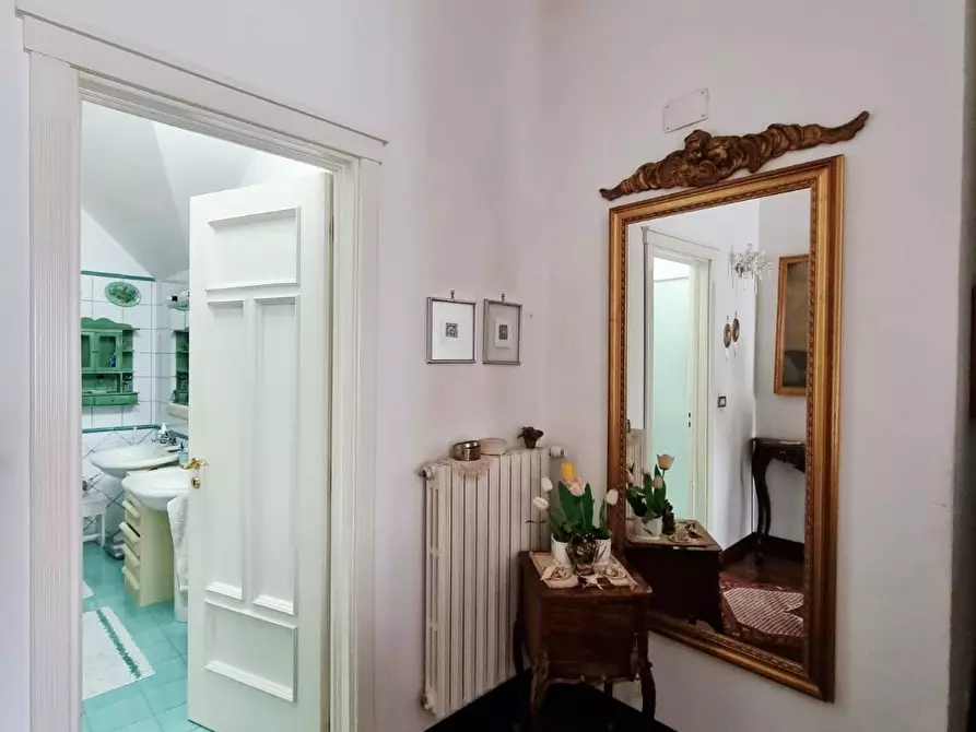 Immagine 13 di Casa semindipendente in vendita  a Avellino