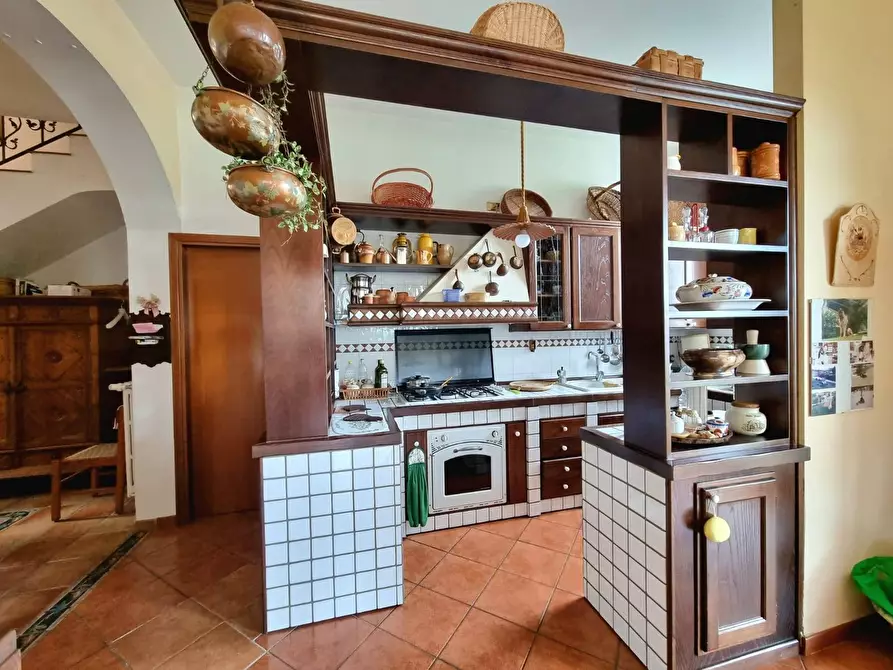 Immagine 15 di Casa semindipendente in vendita  a Avellino