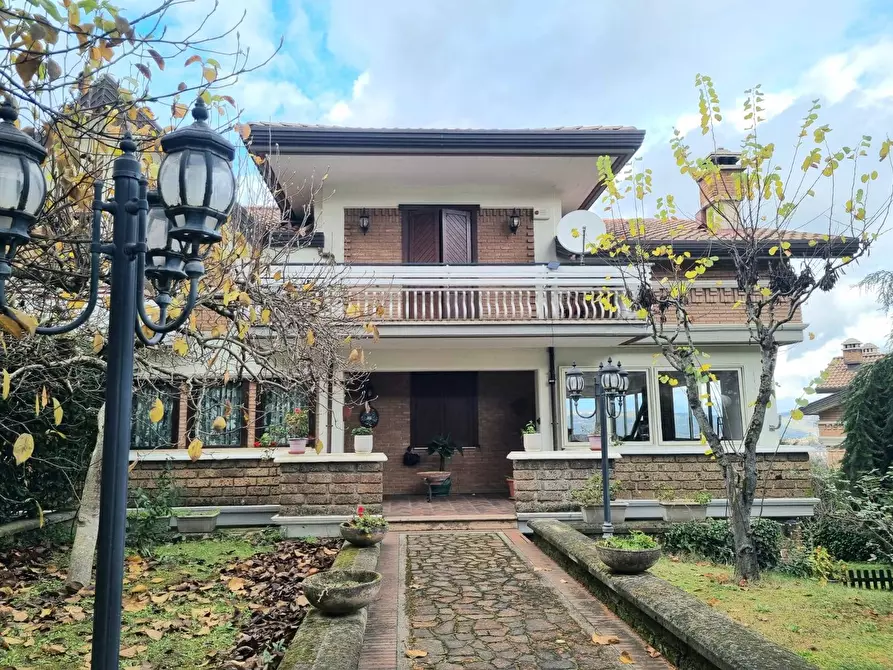 Immagine 17 di Casa semindipendente in vendita  a Avellino