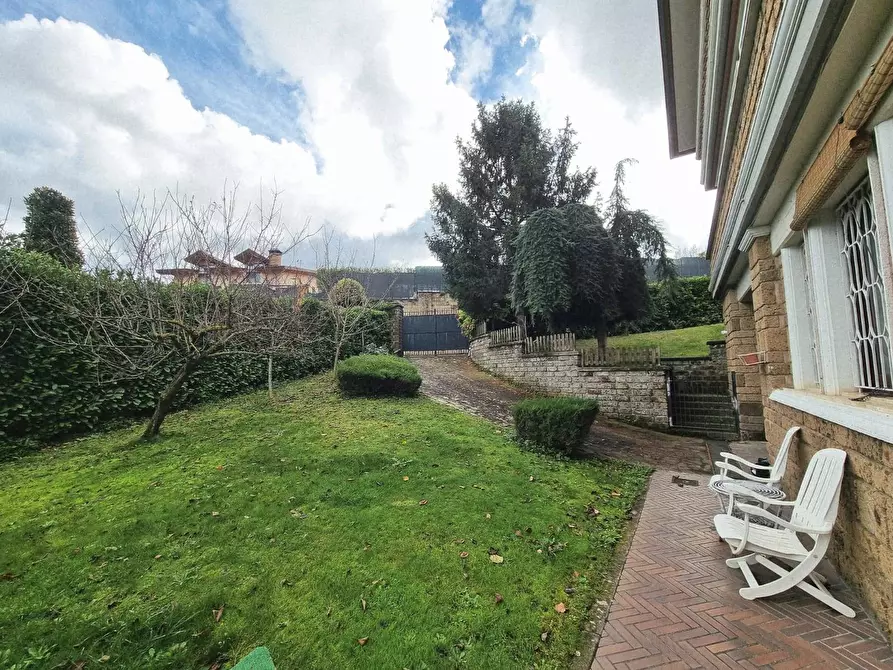 Immagine 42 di Casa semindipendente in vendita  a Avellino