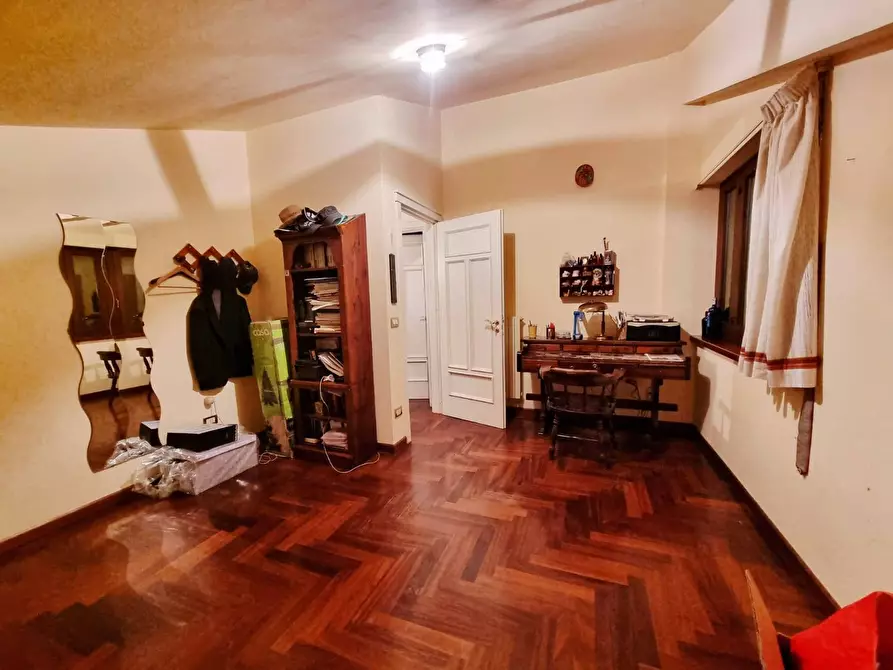 Immagine 43 di Casa semindipendente in vendita  a Avellino