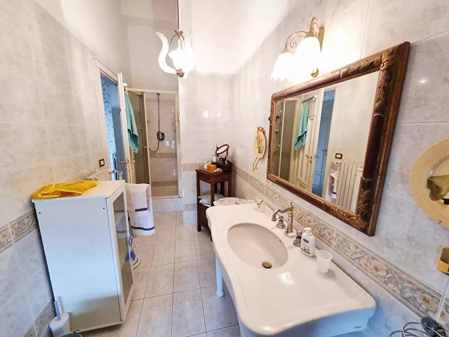 Immagine 47 di Casa semindipendente in vendita  a Avellino