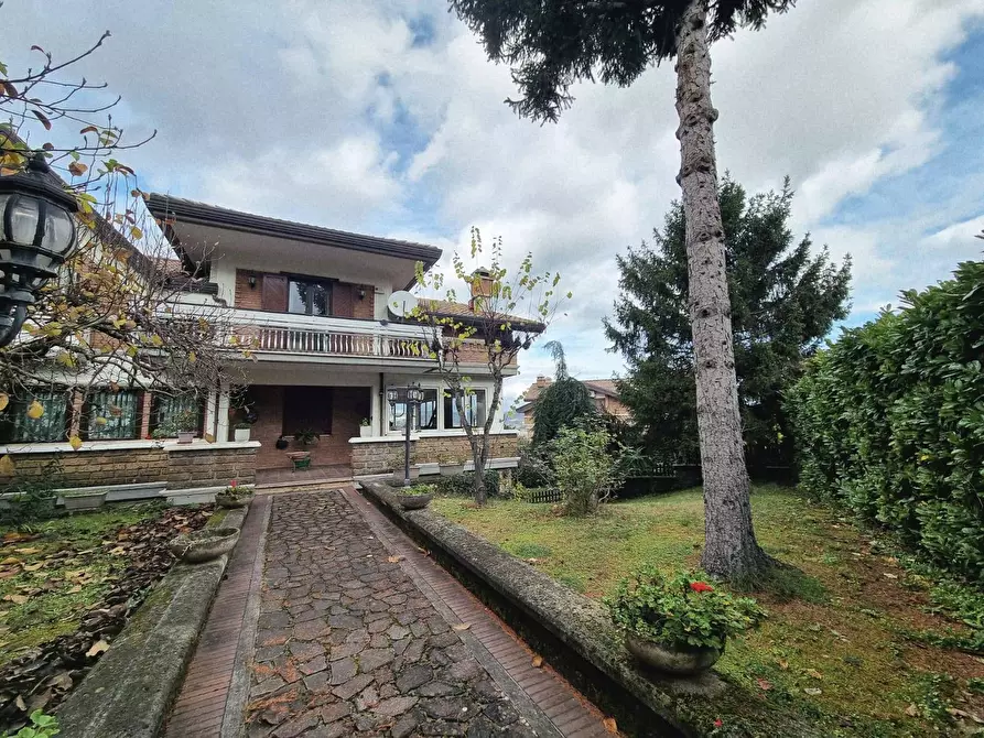 Immagine 54 di Casa semindipendente in vendita  a Avellino