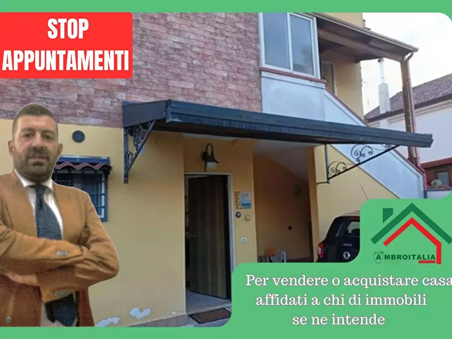 Immagine 1 di Villa in vendita  in Traversa Criscuolo 7 a Pagani