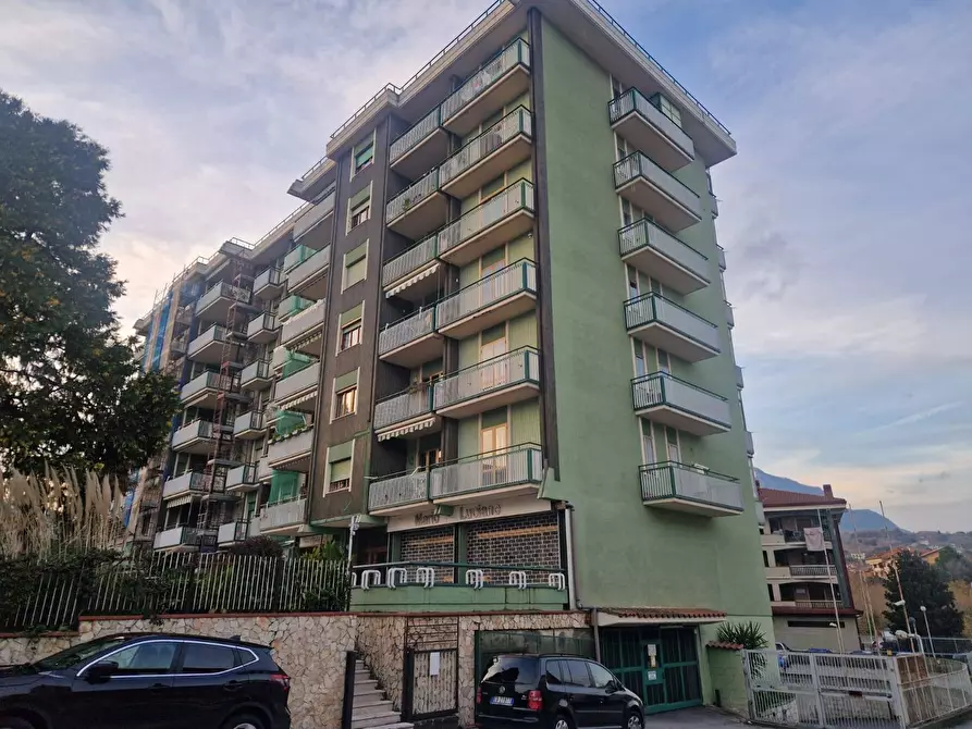 Immagine 1 di Appartamento in vendita  in via fiorentino a Avellino