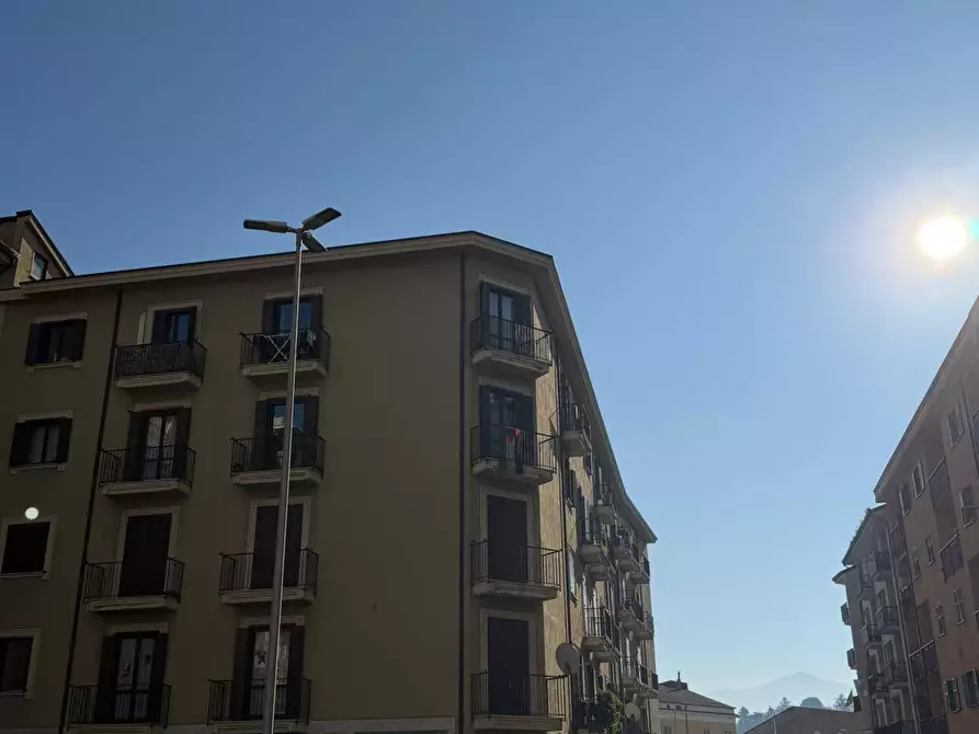 Immagine 2 di Appartamento in vendita  in via generale cascino a Avellino