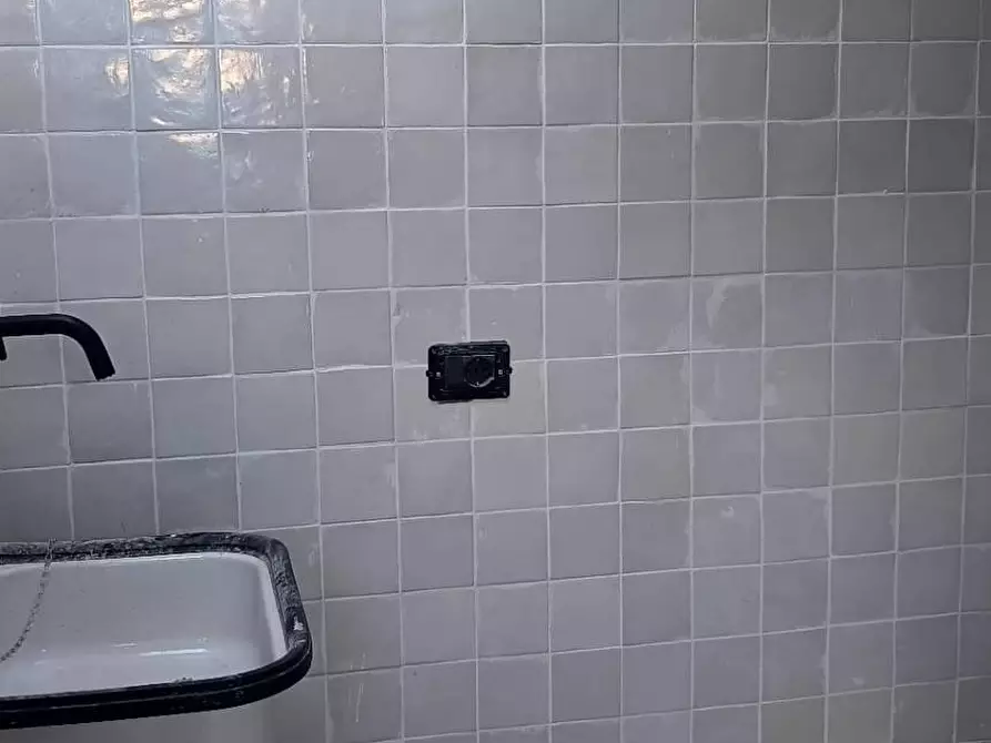 Immagine 10 di Casa indipendente in vendita  in Via Tito Lucrezio Caro 18 a Nocera Inferiore