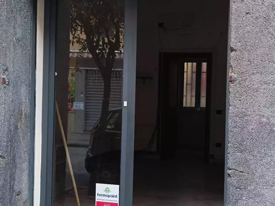 Immagine 3 di Locale commerciale in affitto  in via Castaldo 26 a Nocera Inferiore