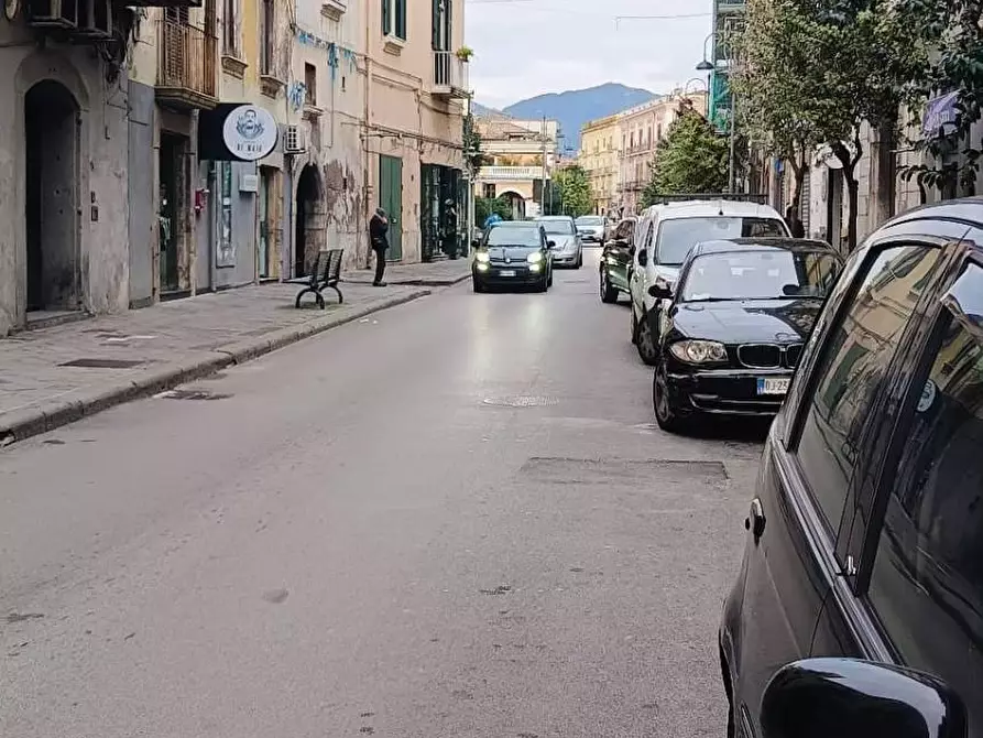 Immagine 11 di Locale commerciale in affitto  in via Castaldo 26 a Nocera Inferiore