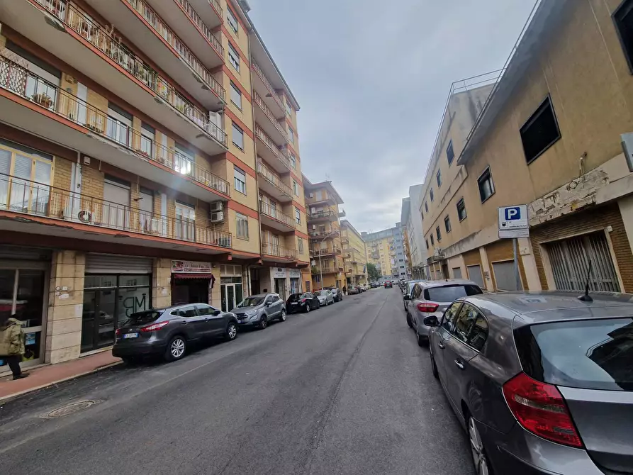 Immagine 3 di Appartamento in vendita  in via degli imbimbo a Avellino