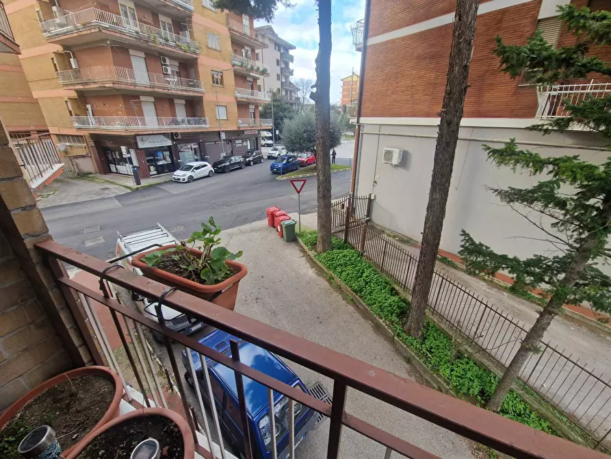 Immagine 8 di Appartamento in vendita  in via degli imbimbo a Avellino